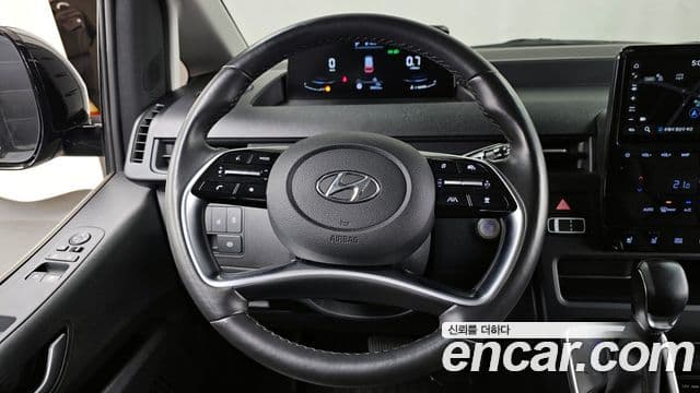 Hyundai Staria инвалидная коляска / для коляски 리프트/슬로프, 2022 13