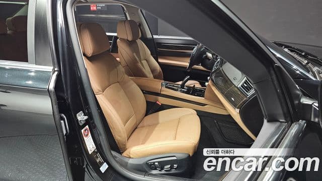 BMW 7시리즈 (F01) 740Li, 2013 10