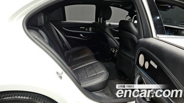 Mercedes-Benz E-класс W213 AMG Line, 2022 12