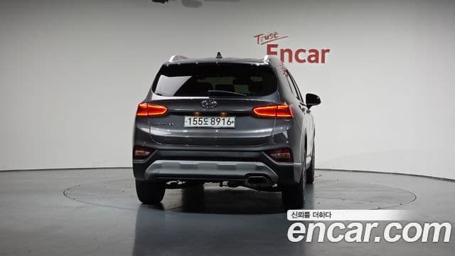 Hyundai Santa Fe TM Exclusive, 2020 4