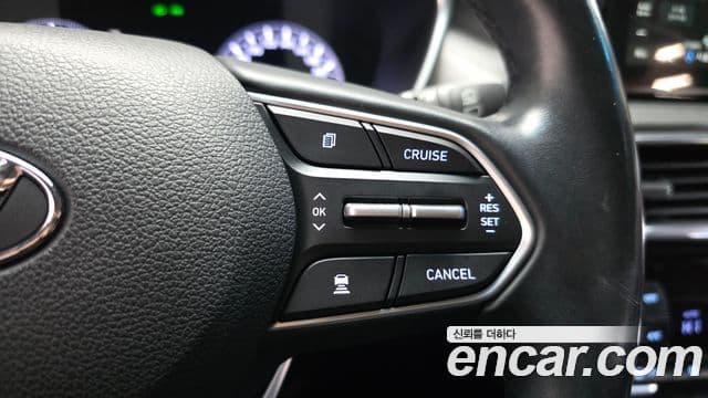 Hyundai Santa Fe TM Exclusive, 2020 17