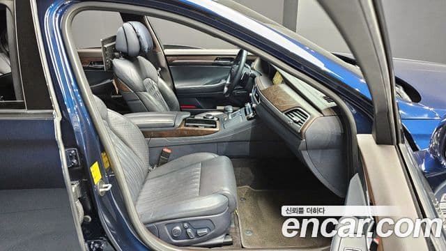 Genesis G90 Premium Luxury, 2019 11