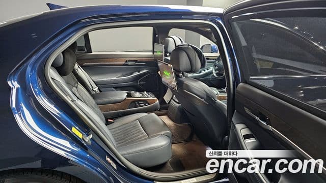 Genesis G90 Premium Luxury, 2019 12