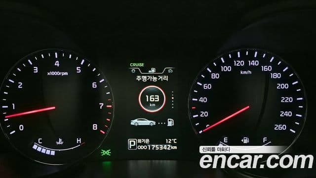 Kia K9 Prestige, 2014 8