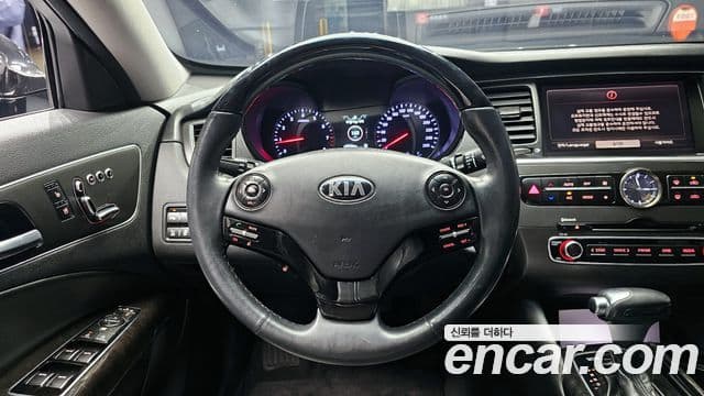 Kia K9 Prestige, 2014 13