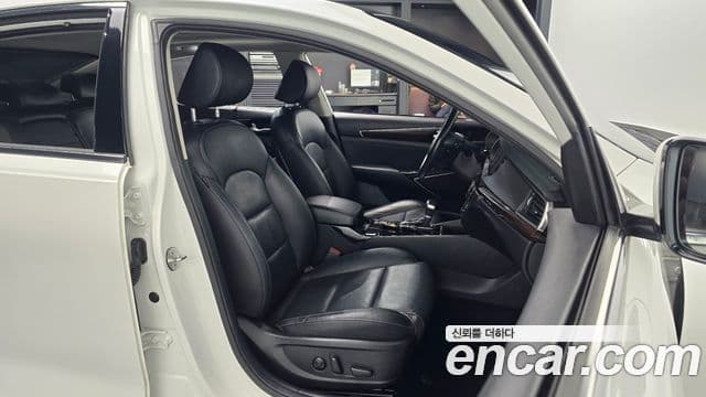 Kia All New K7 Noblesse, 2019 10