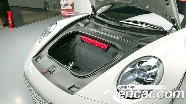 Porsche 911 (992) Carrera 4S, 2020 6