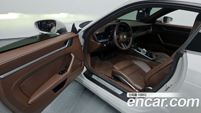 Porsche 911 (992) Carrera 4S, 2020 10