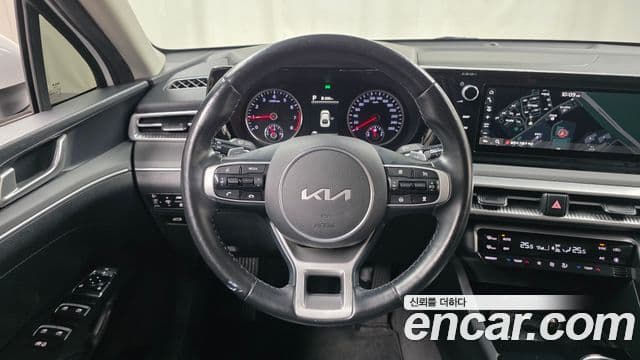 Kia K5 3세대 Trendy, 2022 13