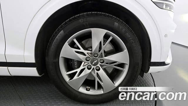 Genesis GV70, 2023 все фото