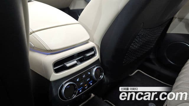 Genesis GV70, 2023 18