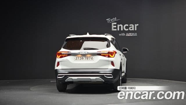 Kia Seltos Trendy, 2023 4