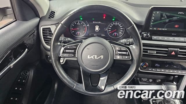 Kia Seltos Trendy, 2023 13