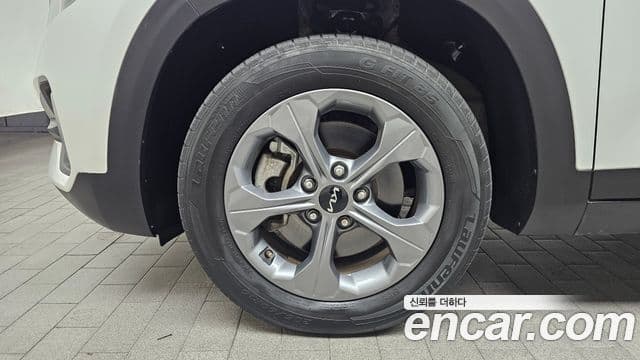 Kia Seltos Trendy, 2023 все фото