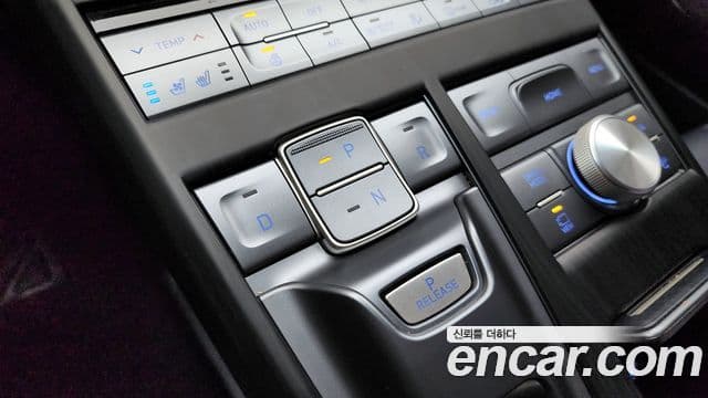 Hyundai NEXO Premium, 2023 9