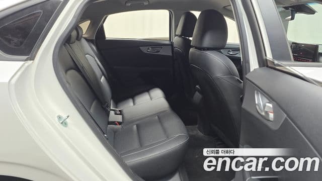 Kia The / новый New K3 2세대 Trendy, 2022 12