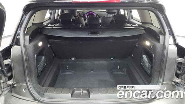 Mini Cooper D 클럽맨 2세대, 2017 20