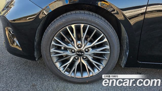 Kia The / новый New K3 2세대 Noblesse, 2022 все фото