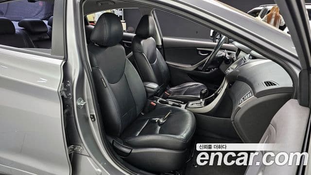 Hyundai Avante MD M16 GDI top, 2011 10