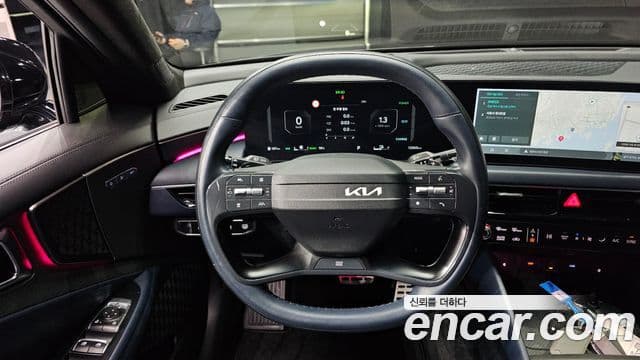 Kia The / новый New K8 гибрид Signature чёрный, 2025 13