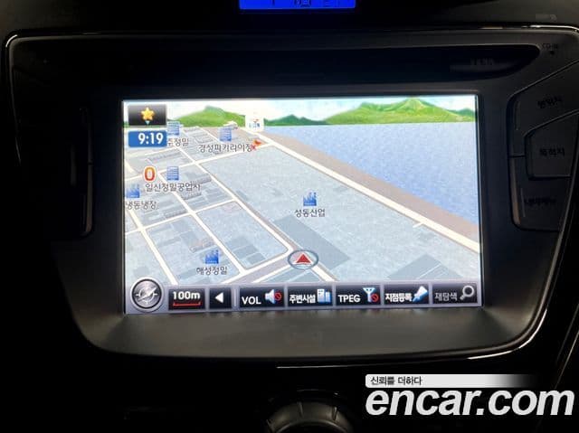 Hyundai Avante MD Premier, 2012 10