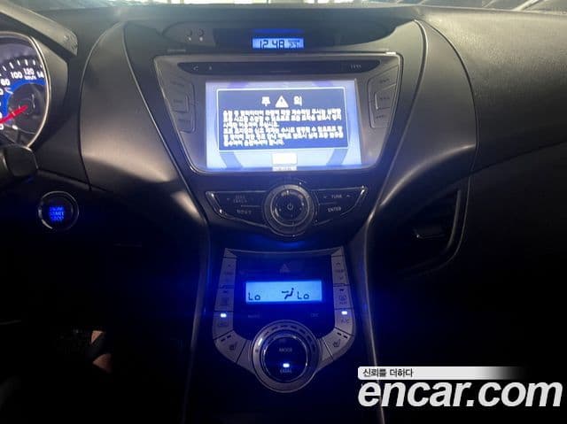 Hyundai Avante MD Premier, 2012 15