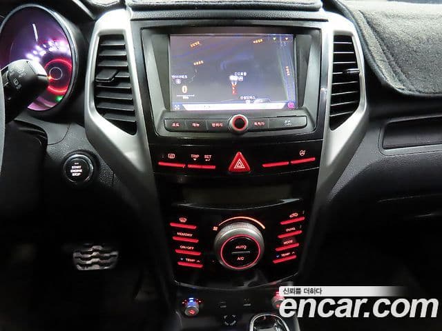 KG모빌리티(SsangYong) Tivoli топовая версия, 2015 13