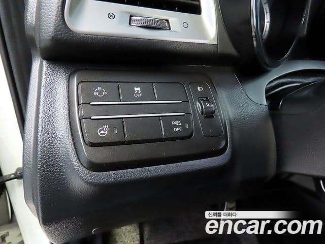 KG모빌리티(SsangYong) Tivoli топовая версия, 2015 16