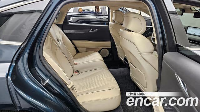 Genesis G80 (RG3) бензин 2.5 турбо 2WD, 2022 12