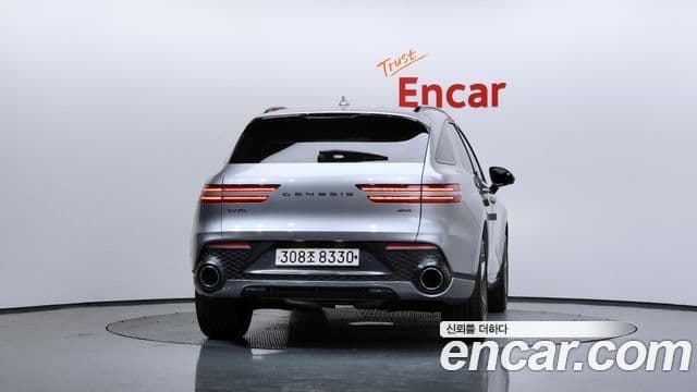 Genesis GV70, 2021 4