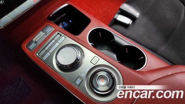 Genesis GV70, 2021 9