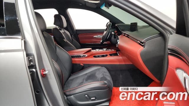 Genesis GV70, 2021 11