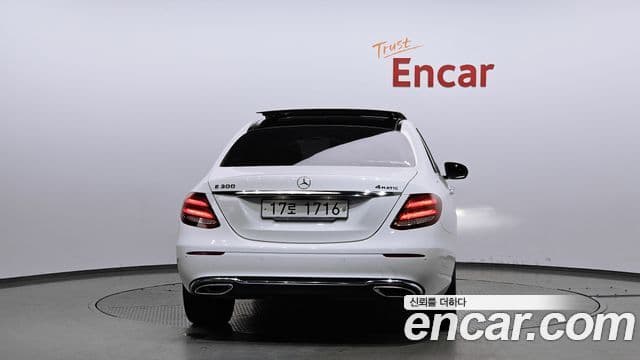 Mercedes-Benz E-класс W213 Avantgarde, 2019 4