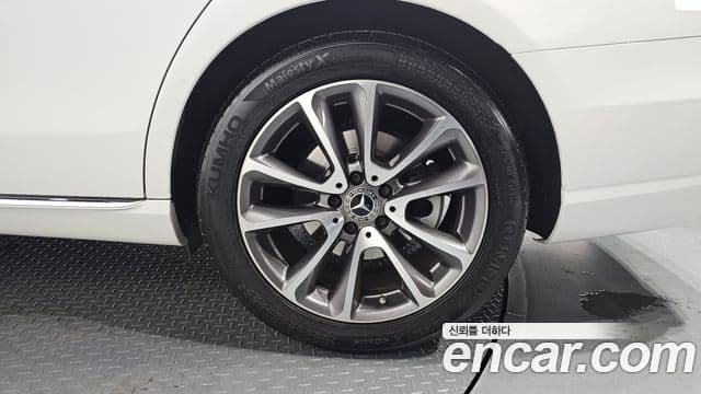 Mercedes-Benz E-класс W213 Avantgarde, 2019 все фото