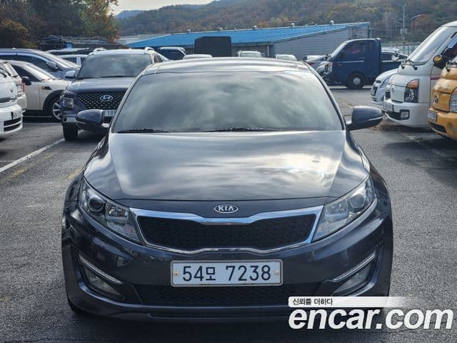 Kia K5 Prestige, 2011 1