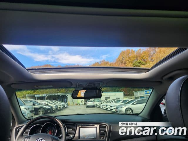 Kia K5 Prestige, 2011 9