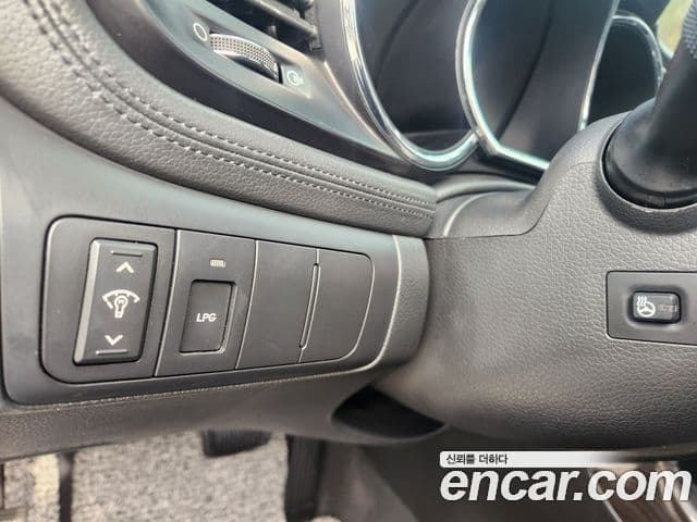 Kia K5 Prestige, 2011 11