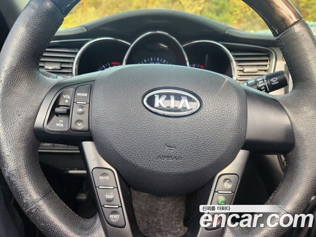 Kia K5 Prestige, 2011 13