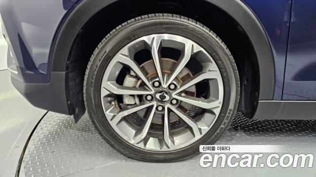 KG모빌리티(SsangYong) Tivoli Armor коробка передач Plus 2WD, 2019 все фото