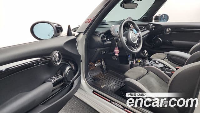 Mini Cooper S кабриолет 3세대, 2022 10