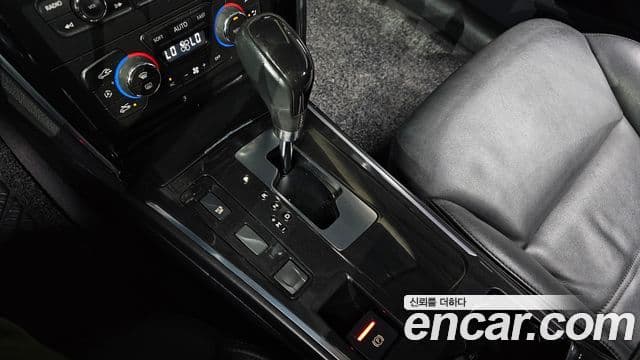 Renault Korea(Samsung) SM7 Nova LPLI 2.0 LPe для людей с инвалидностью, 2016 9