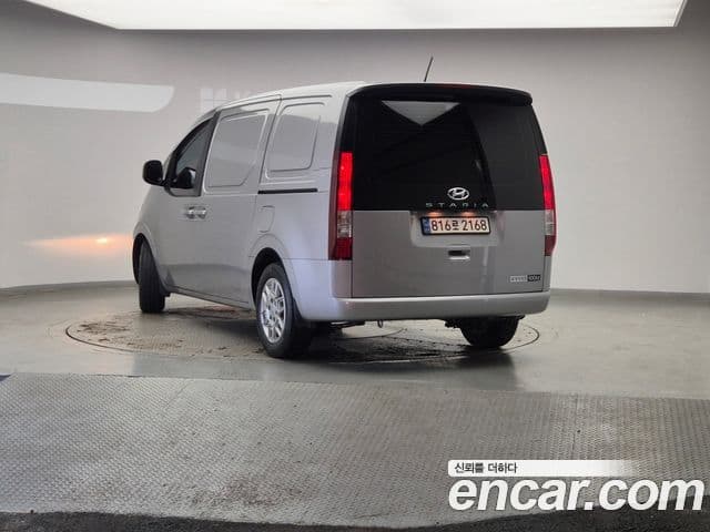 Hyundai Staria Modern, 2023 7