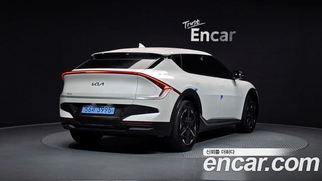 Kia The / новый New EV6 Air, 2025 2