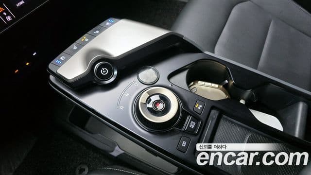 Kia The / новый New EV6 Air, 2025 9