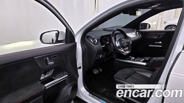 Mercedes-Benz EQA H243 EQA250 AMG пакет, 2022 10