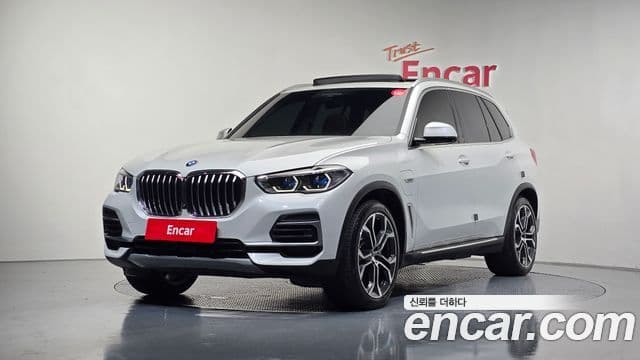 BMW X5 (G05) xDrive 45e xLine, 2023 1