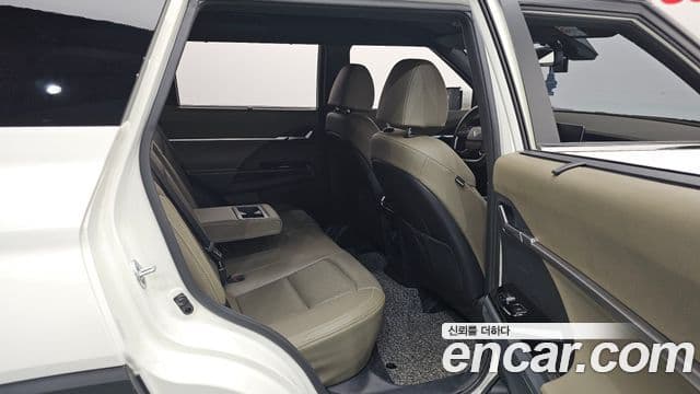 KG모빌리티(SsangYong) Torres T7, 2023 12