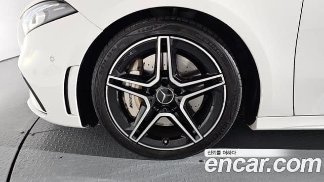 Mercedes-Benz A-класс W177 AMG A35 4MATIC седан, 2020 все фото