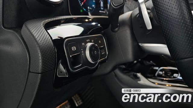 Mercedes-Benz A-класс W177 AMG A35 4MATIC седан, 2020 18