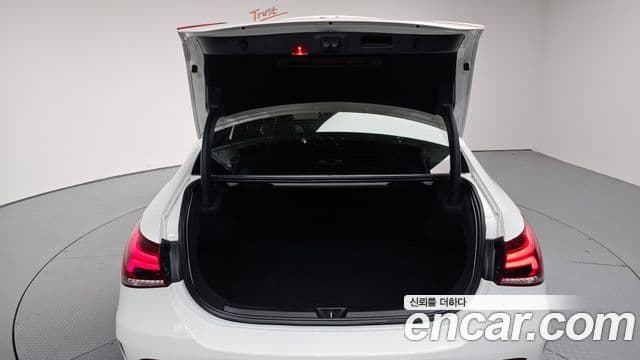 Mercedes-Benz A-класс W177 AMG A35 4MATIC седан, 2020 20